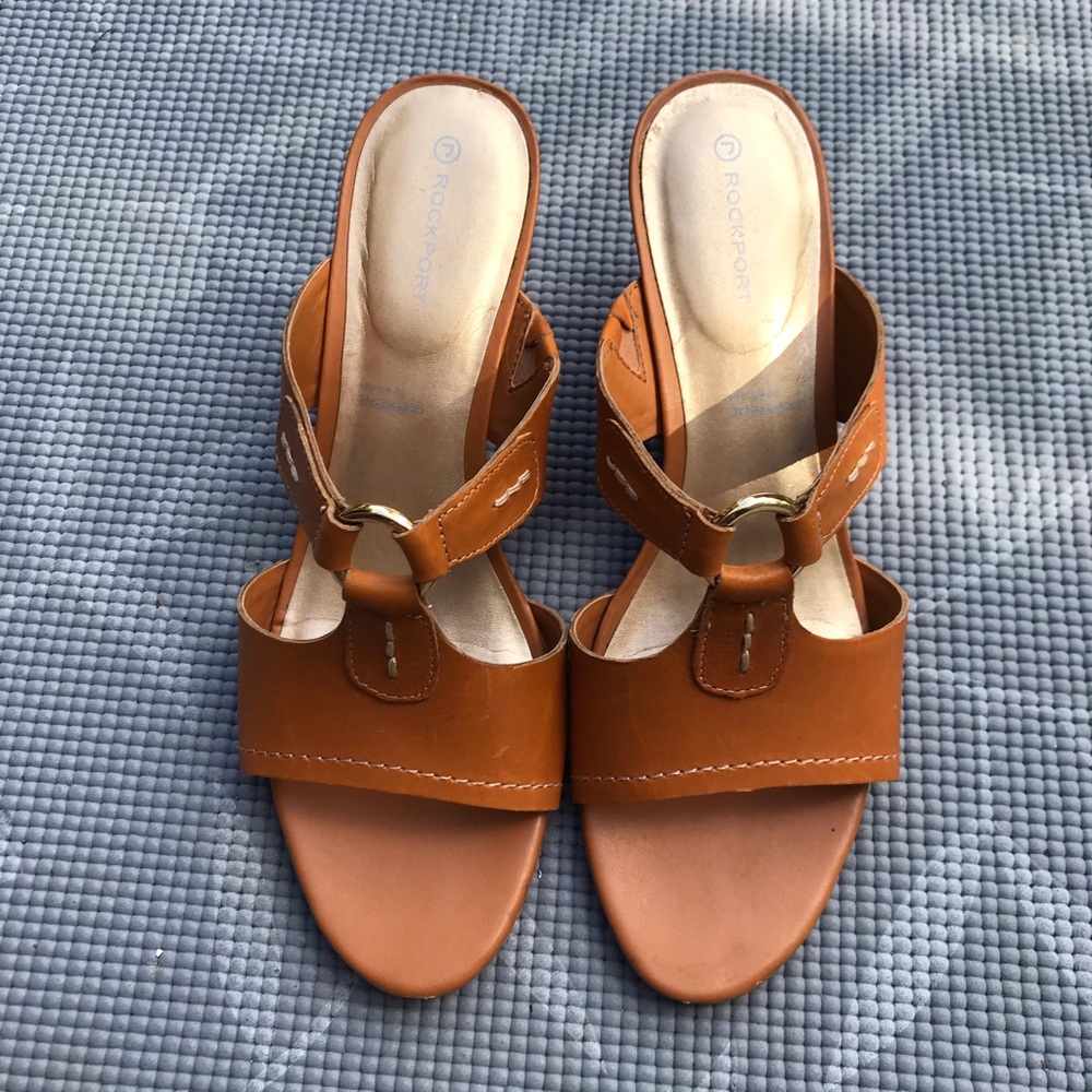Rockport shoe
